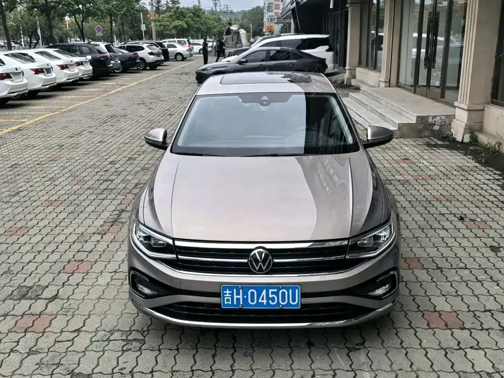 Volkswagen Bora 2023