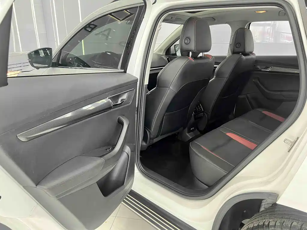 Skoda Karoq 2022 — фото 13