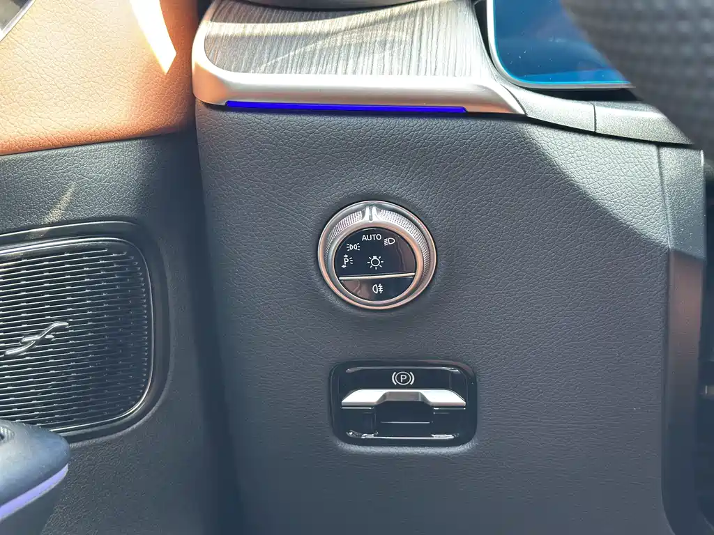 Mercedes-Benz GLC 2026 — фото 13
