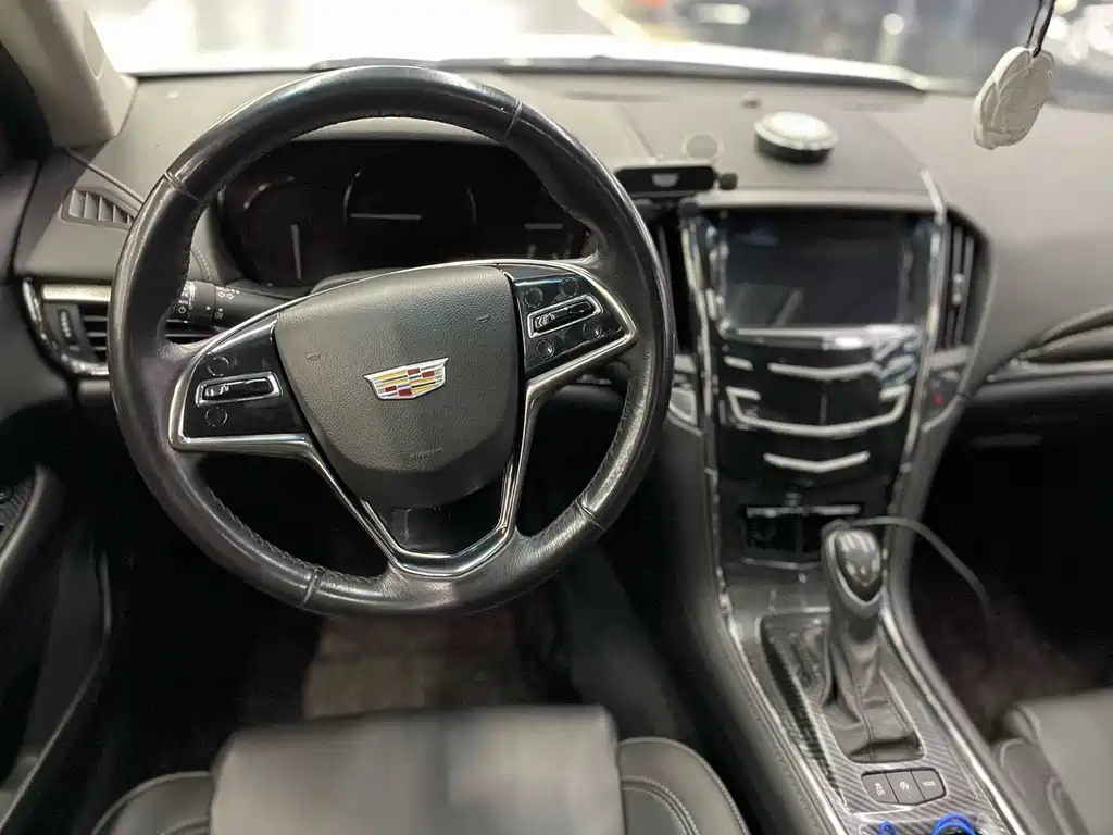 Cadillac ATS-L 2019 — фото 9
