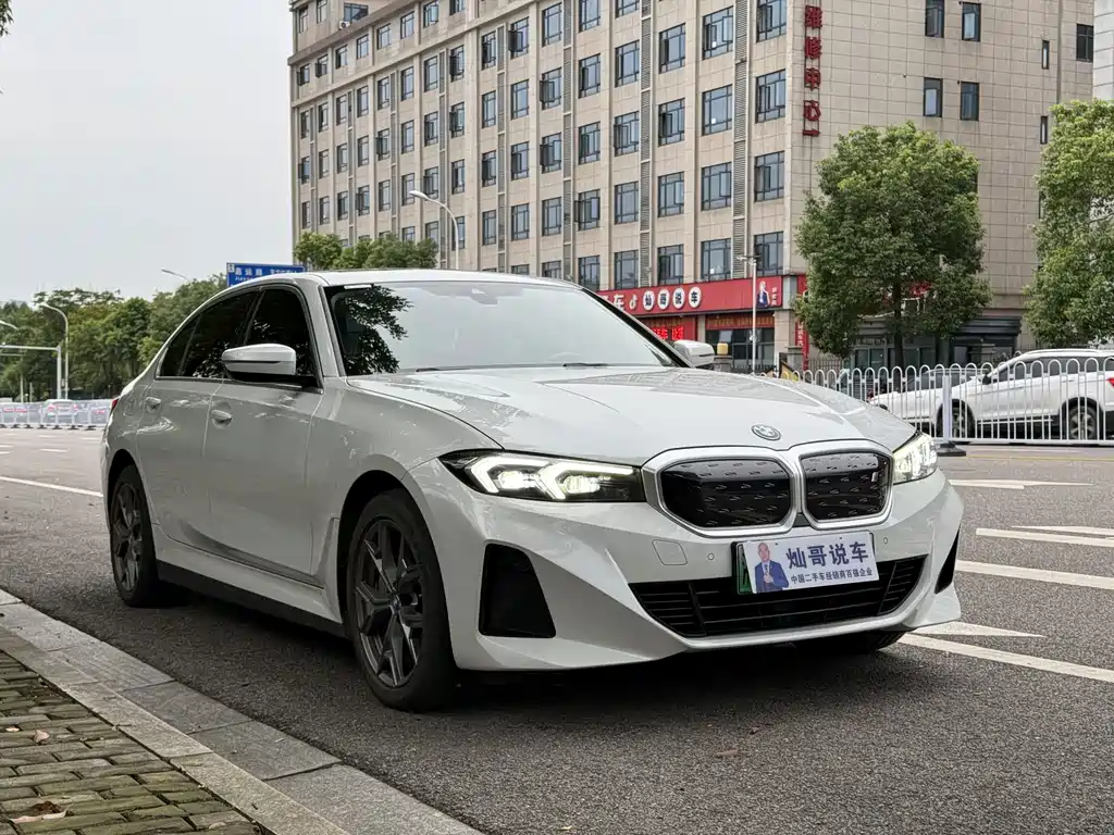BMW i3 2023 — фото 2
