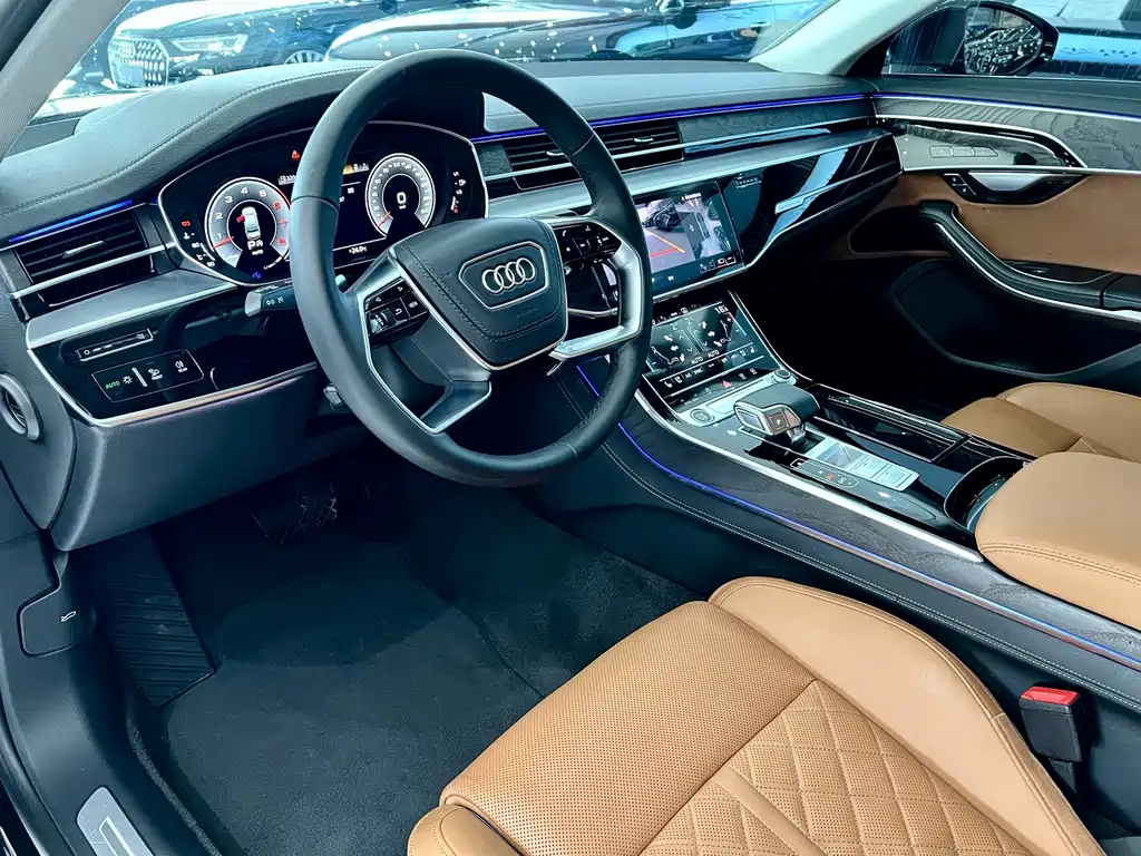 Audi A8 2024