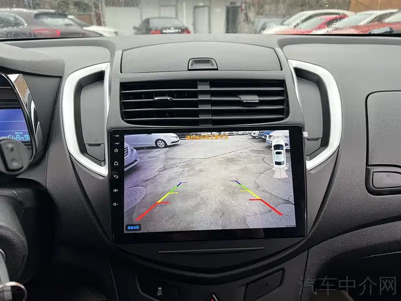 Chevrolet Trax 2015 — фото 7
