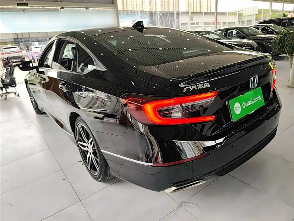 Honda Accord 2023 — фото 5