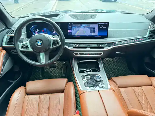 BMW X7 2023