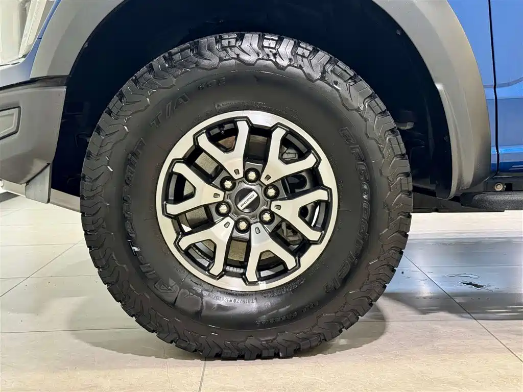 Ford F-150 Raptor 2023 — фото 11