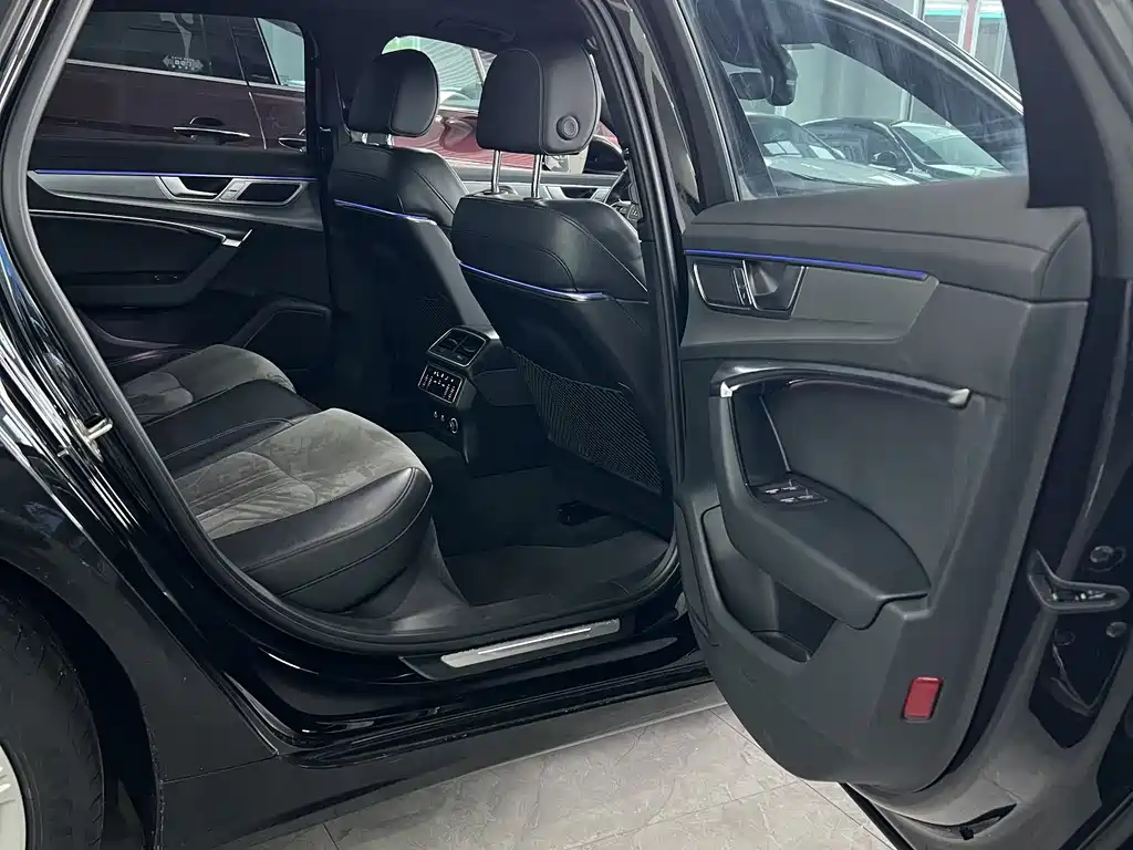 Audi A6L 2024