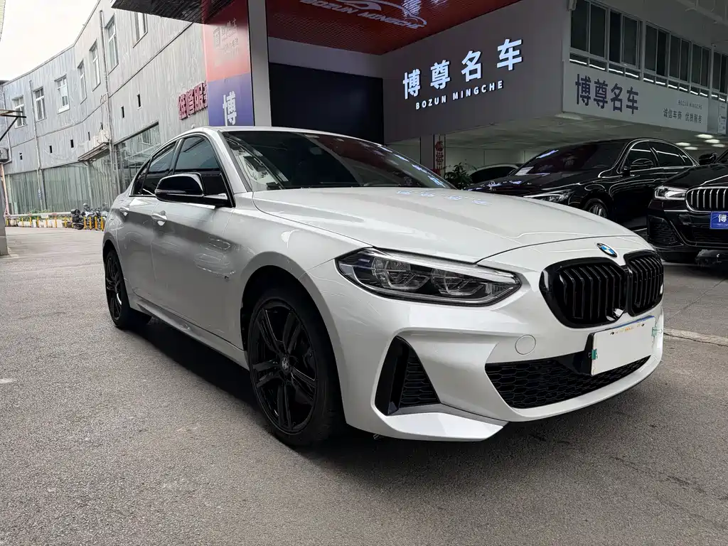 BMW 1 Series 2021