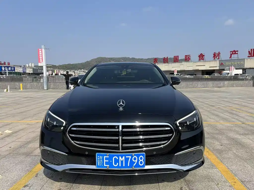 Mercedes-Benz E-Class 2022 — фото 2