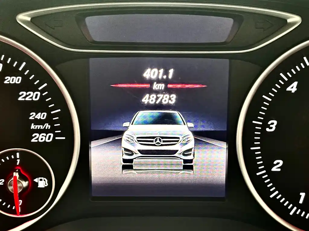 Mercedes-Benz B-Class 2018 — фото 15
