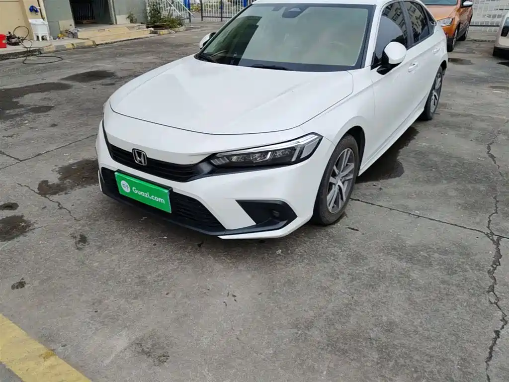 Honda Civic 2023 — фото 24