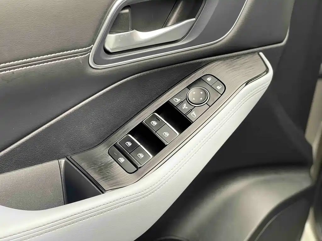 Nissan X-Trail 2024 — фото 17