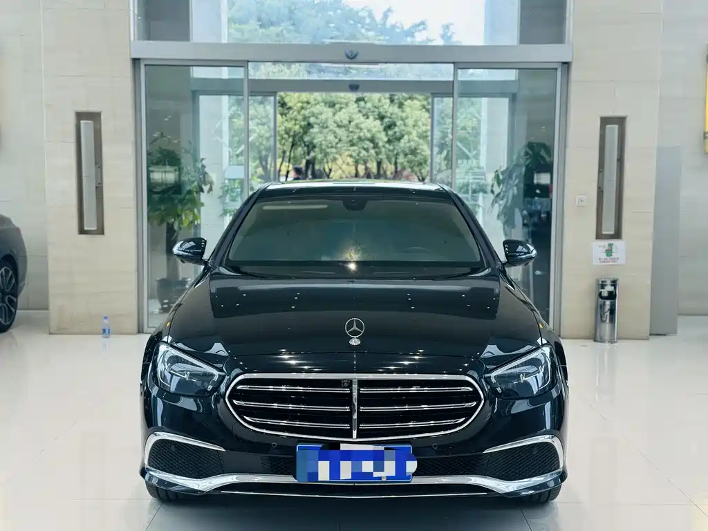 Mercedes-Benz E-Class 2021 — фото 2