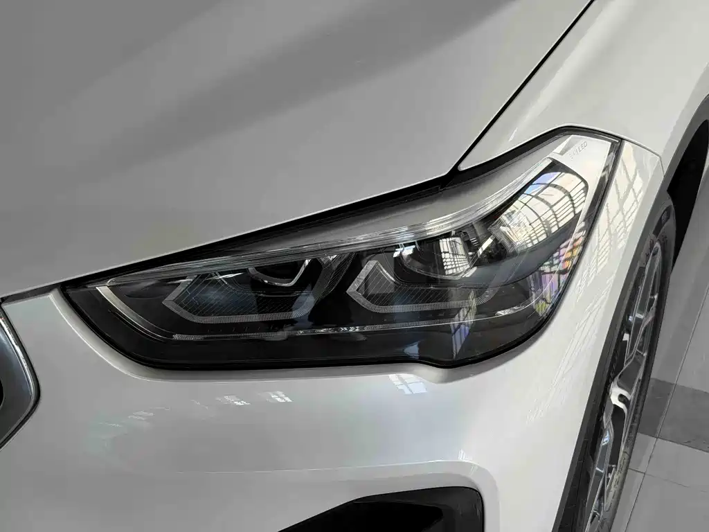 BMW X1 2022 — фото 4