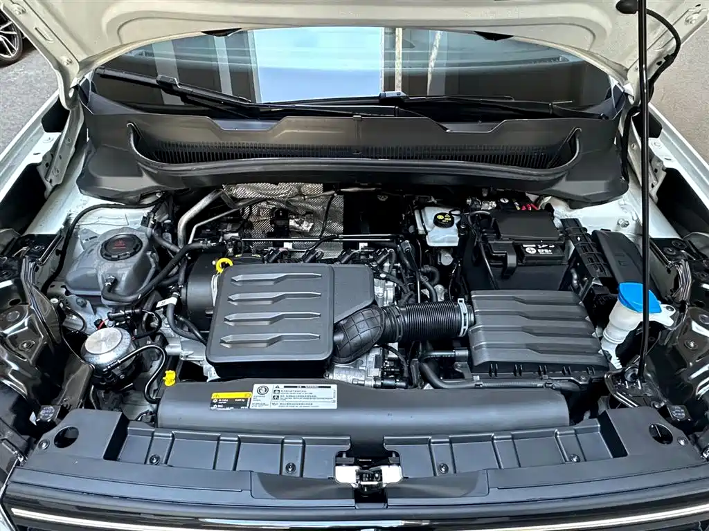 Volkswagen Tharu 2025