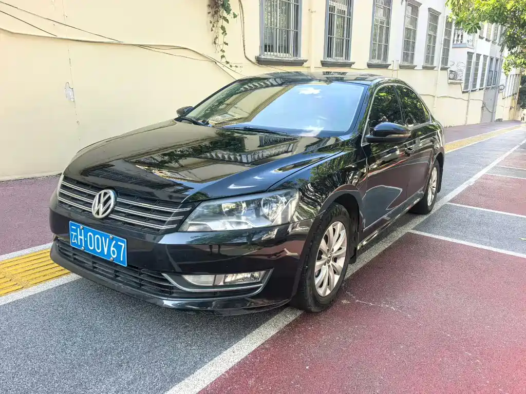 Volkswagen Passat 2011