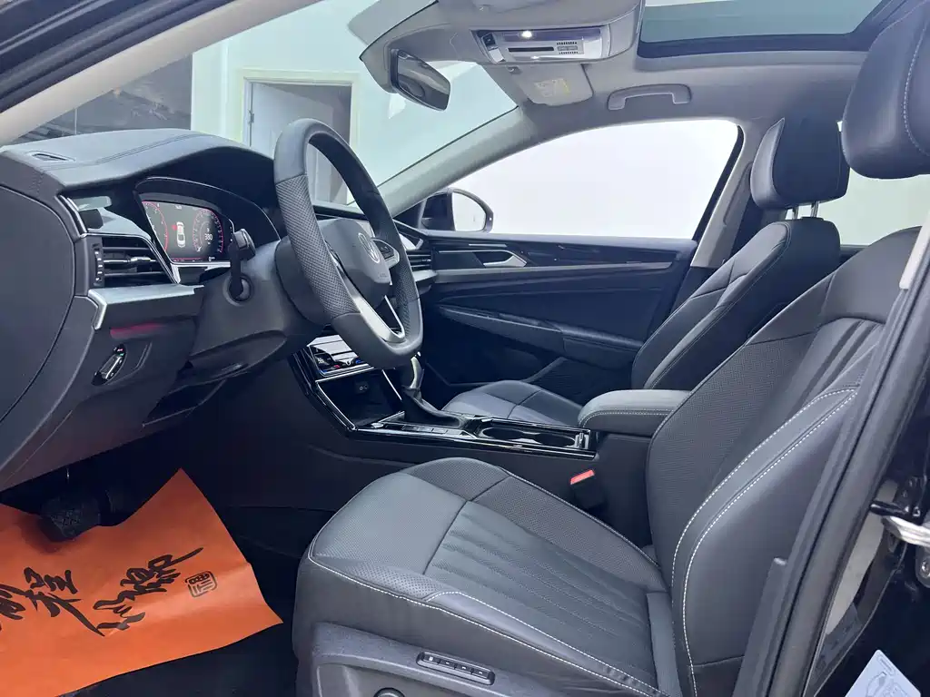 Volkswagen Passat 2025