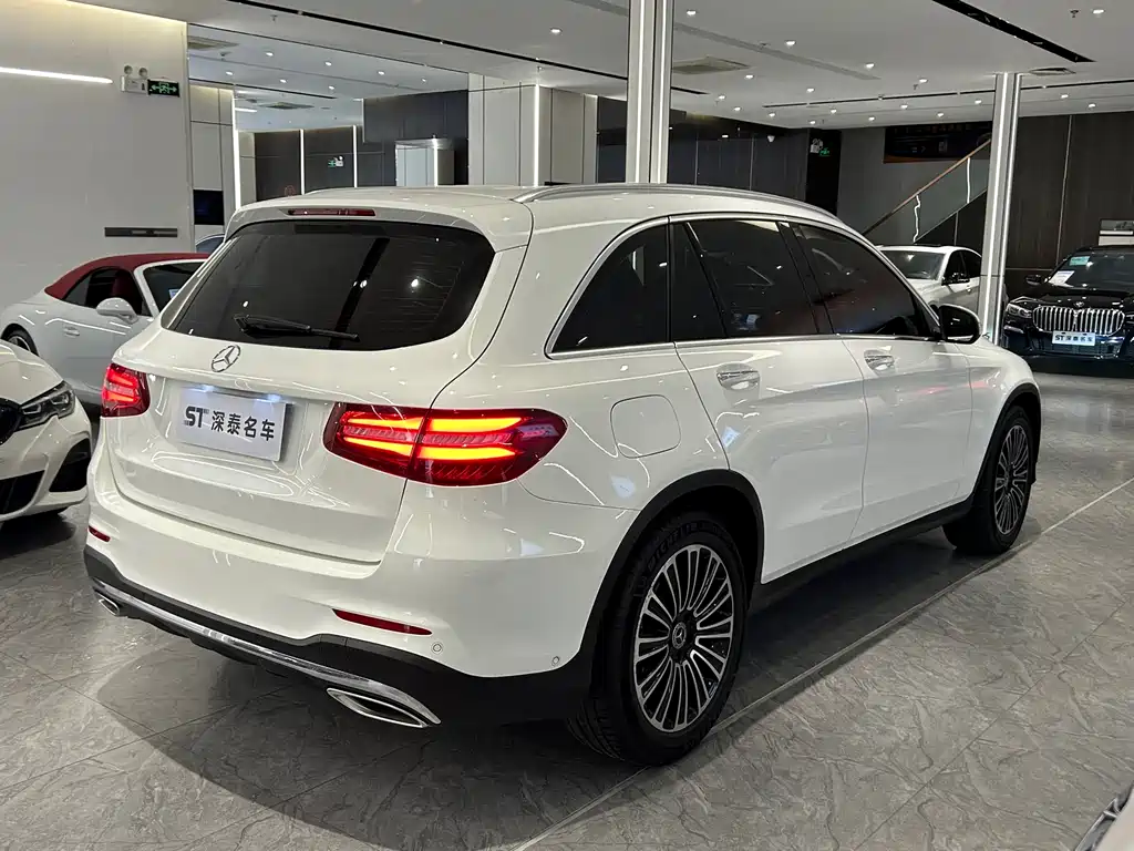 Mercedes-Benz GLC 2018 — фото 4
