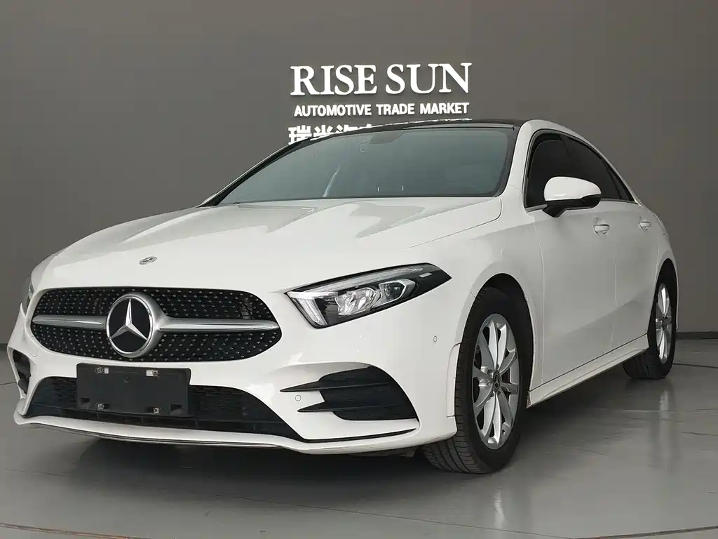 Mercedes-Benz A-Class 2021 — фото 1