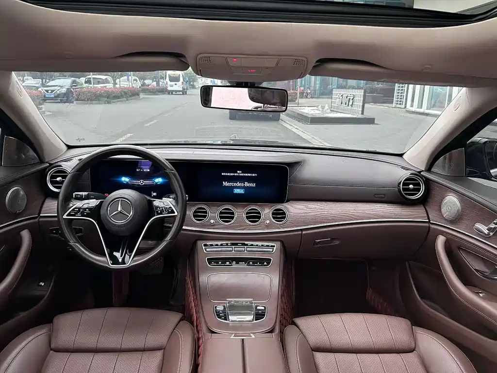 Mercedes-Benz E-Class 2021