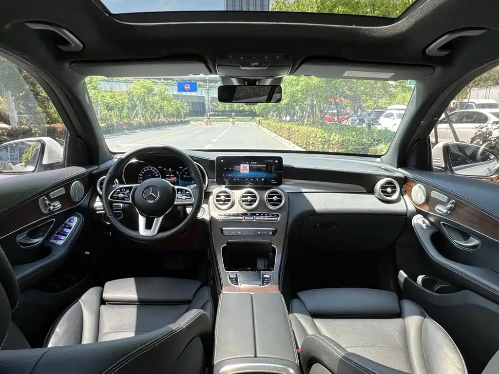 Mercedes-Benz GLC 2021 — фото 10