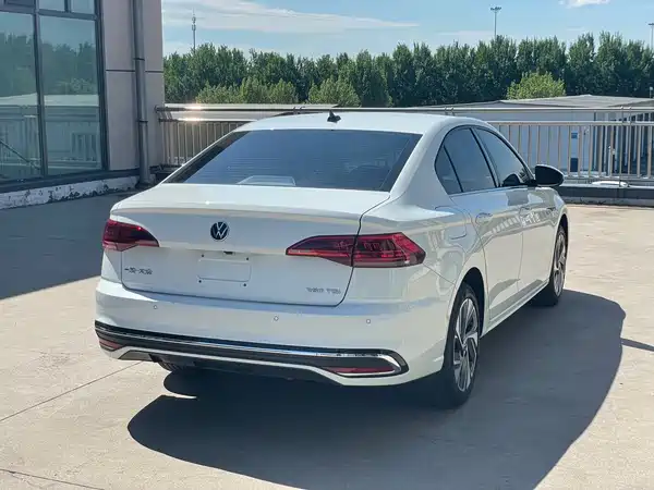 Volkswagen Bora 2023