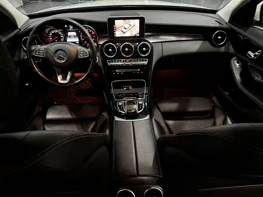 Mercedes-Benz C-Class 2018 — фото 15