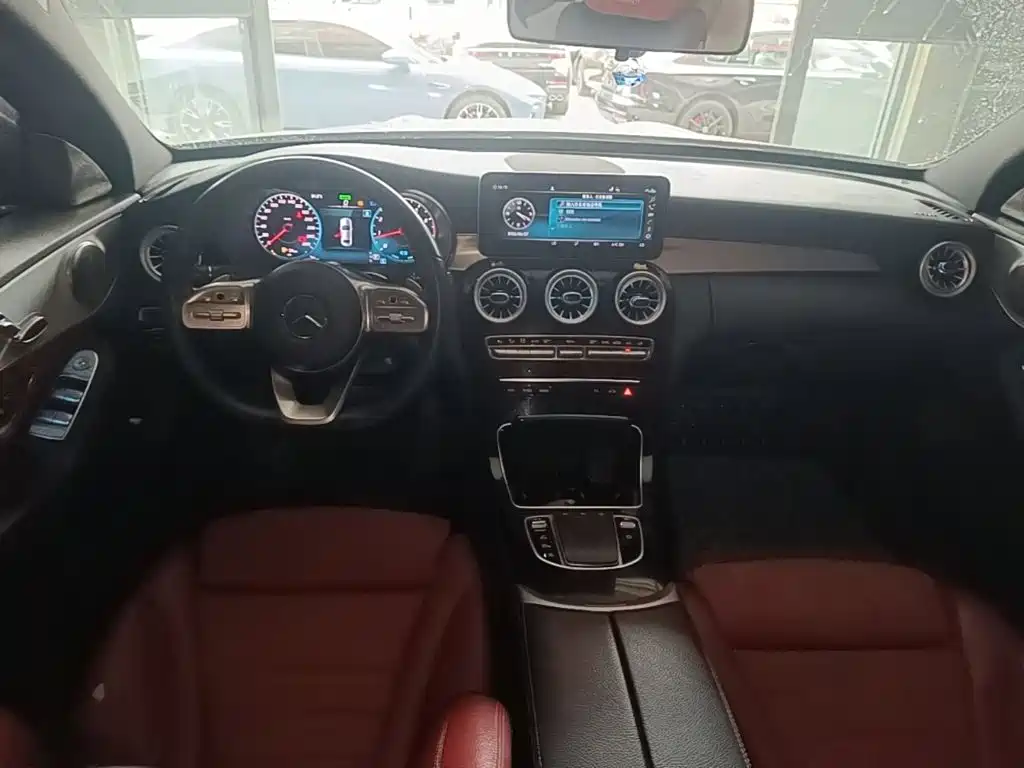 Mercedes-Benz C-Class 2020 — фото 10