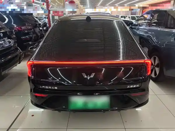 Wuling Starlight 2025