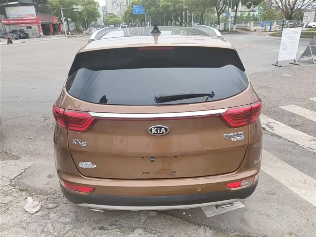 Kia KX5 2017 — фото 6
