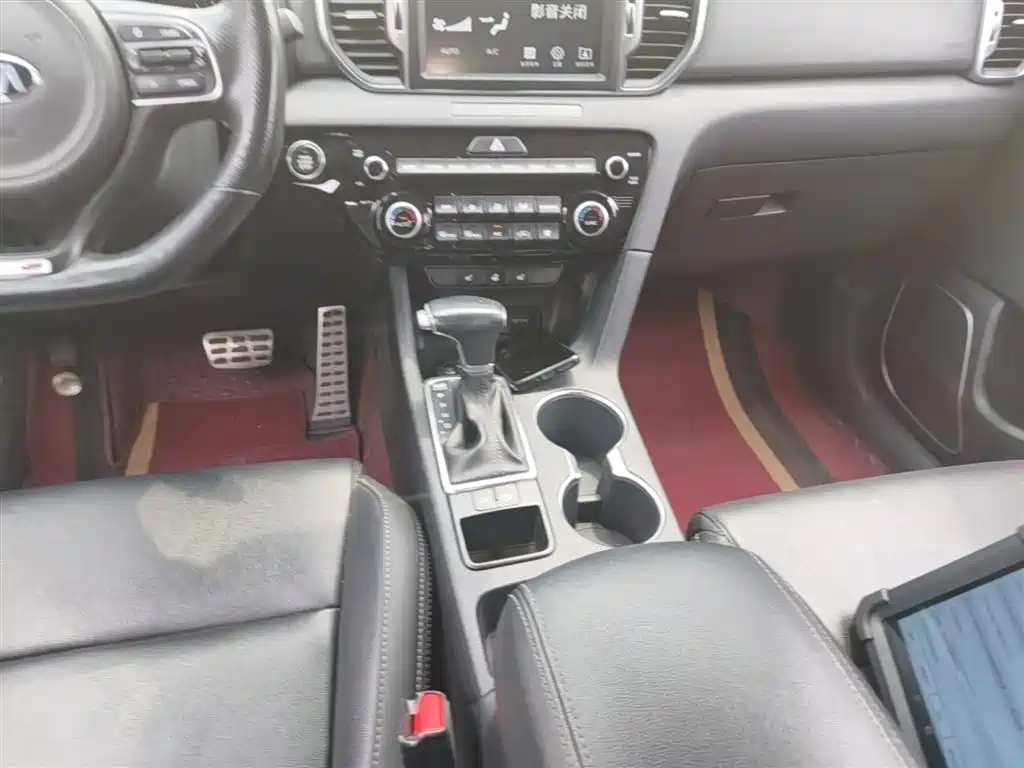 Kia KX5 2017 — фото 14