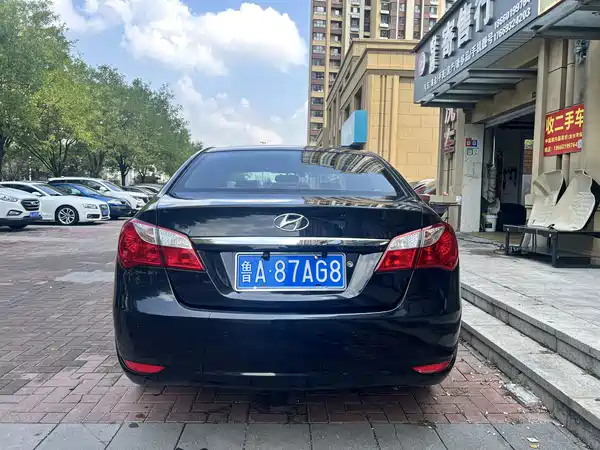 Hyundai Yuedong 2013