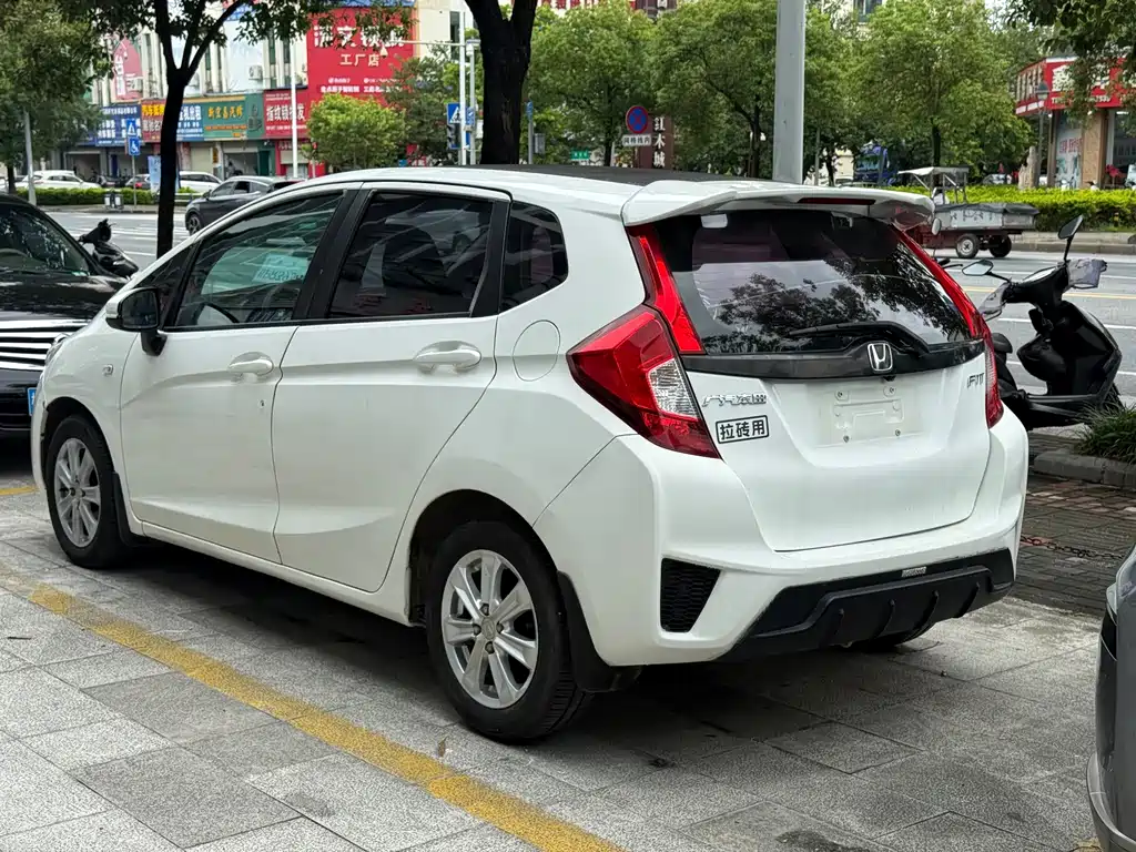 Honda Fit 2015 — фото 5