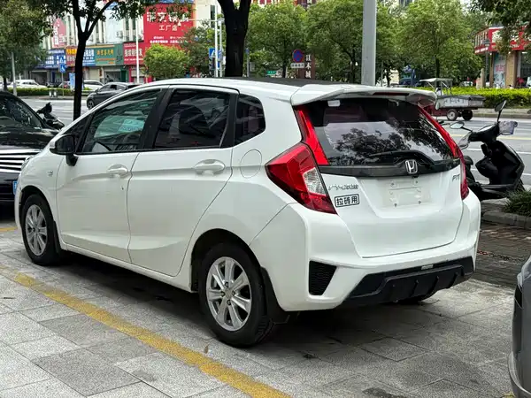 Honda Fit 2015