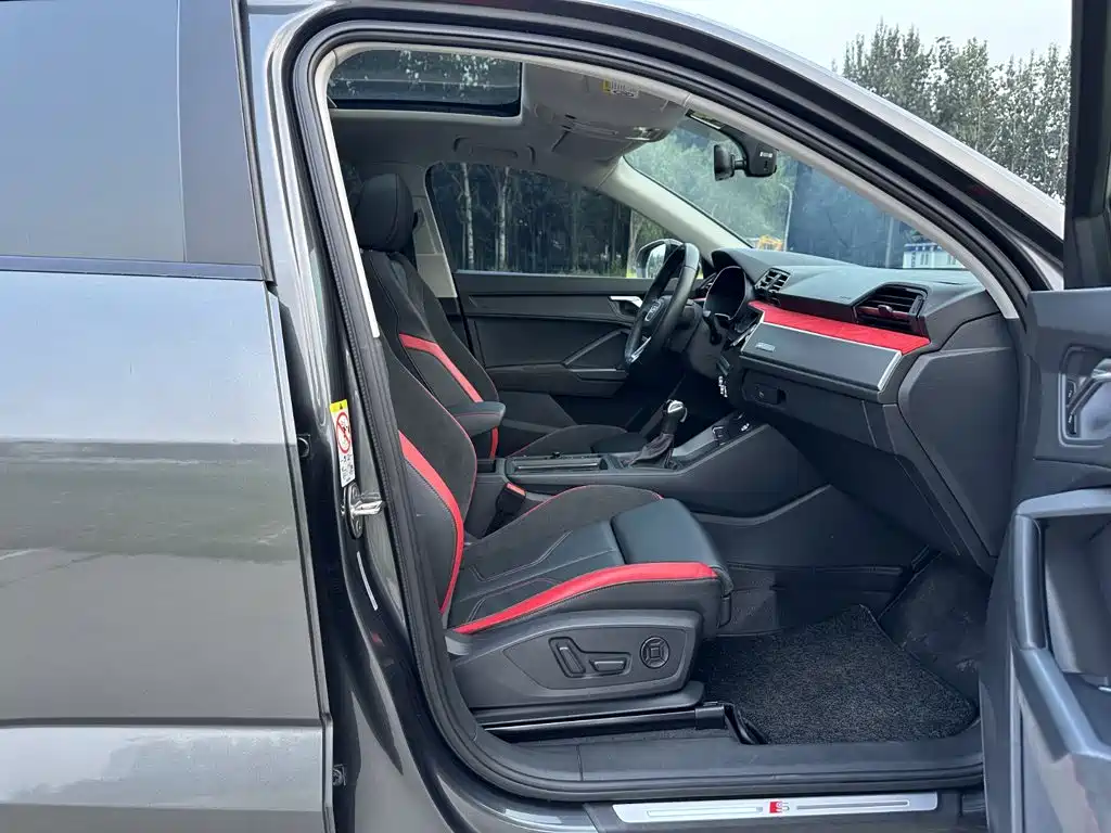 Audi Q3 Sportback 2021 — фото 14