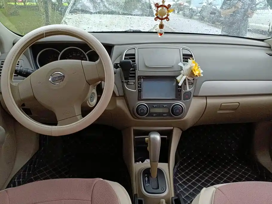 Nissan Sylphy 2015 — фото 12