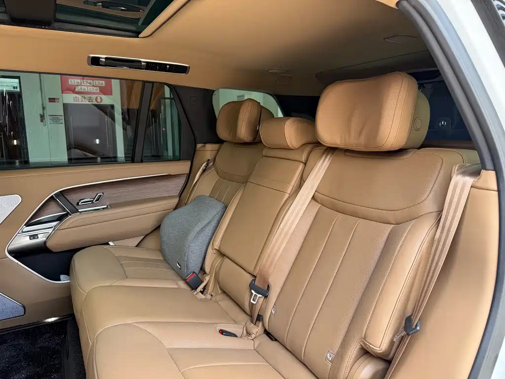 Land Rover Range Rover 2026 — фото 15