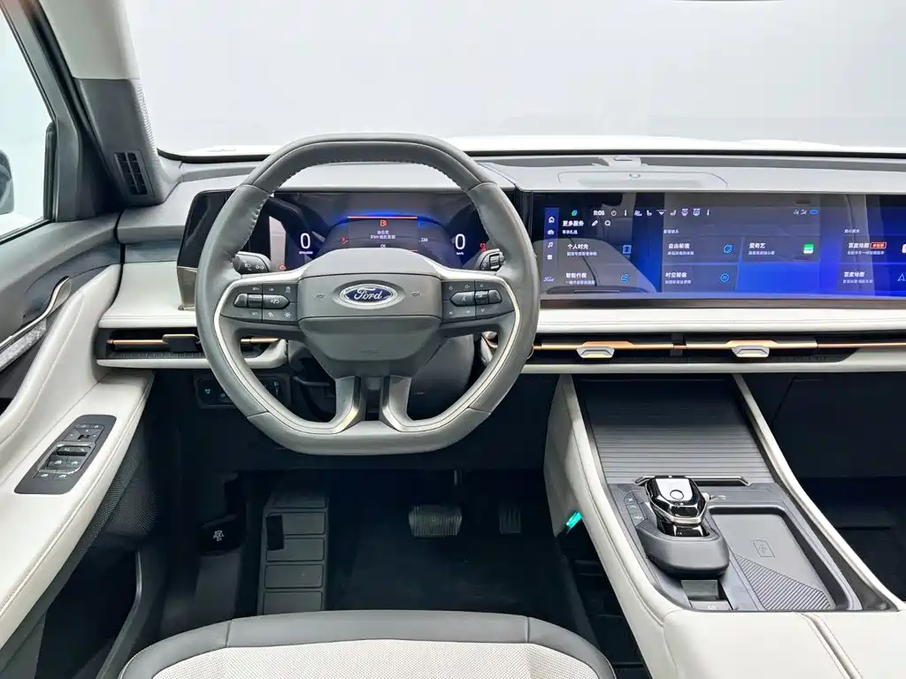 Ford Edge 2023 — фото 21