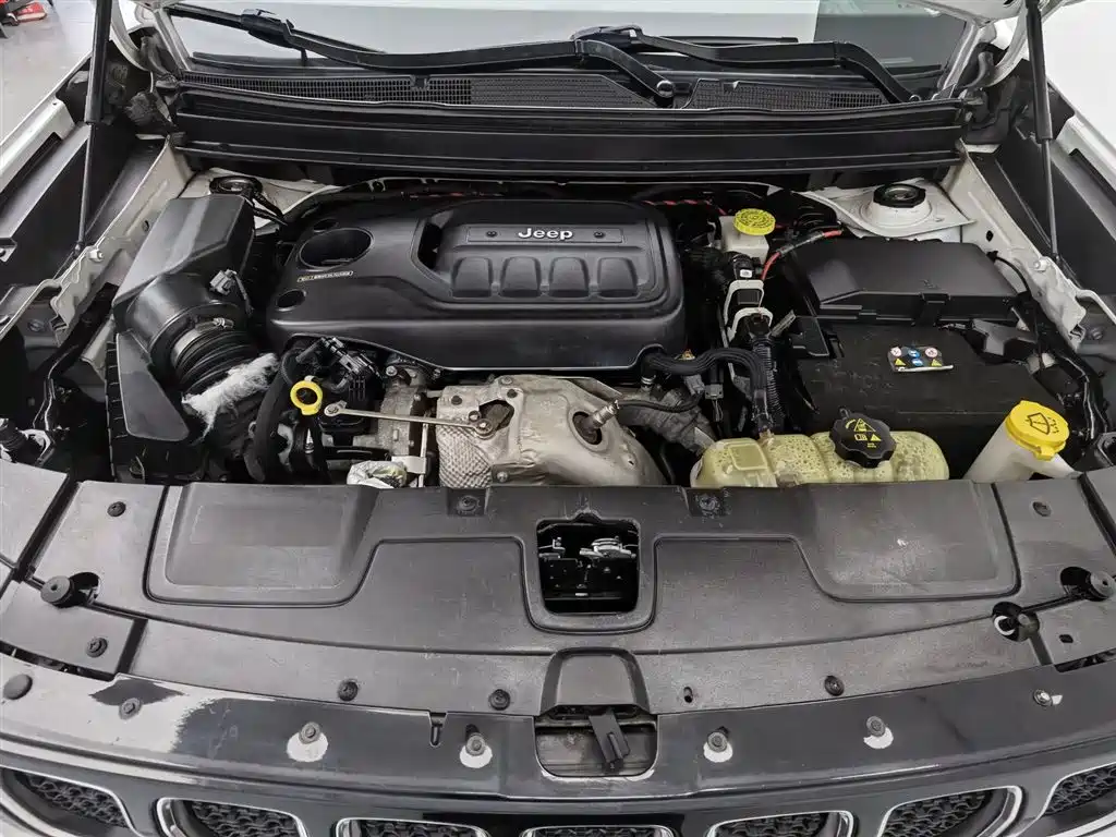 Jeep Grand Commander 2019