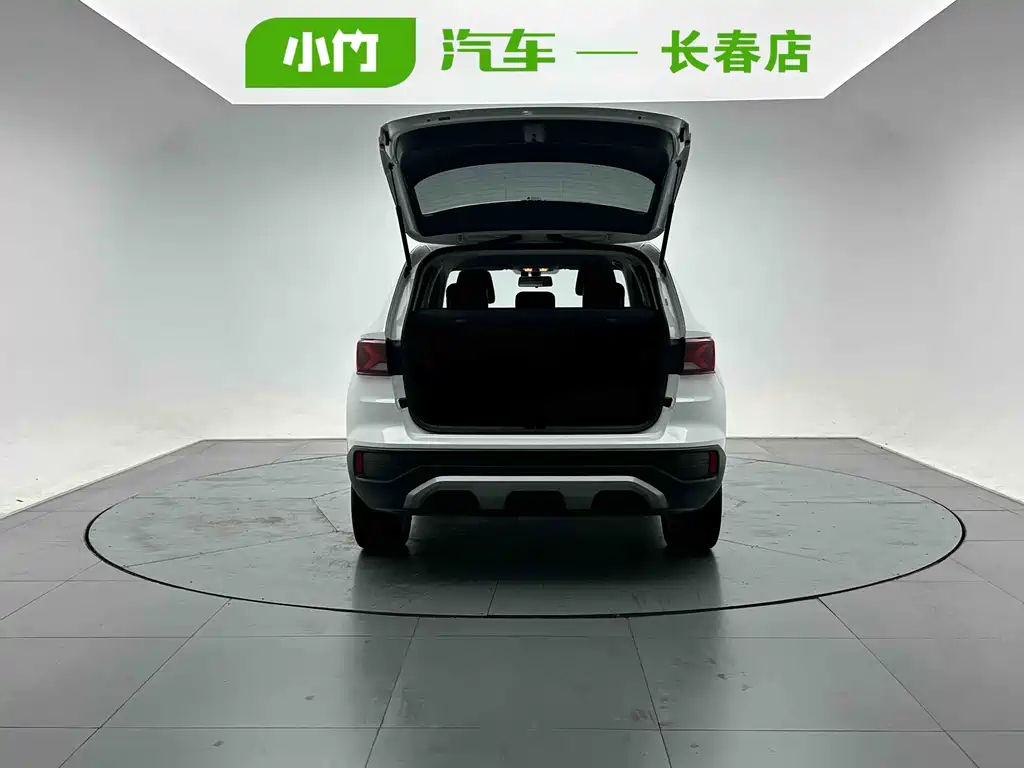 Jetta VS5 2022