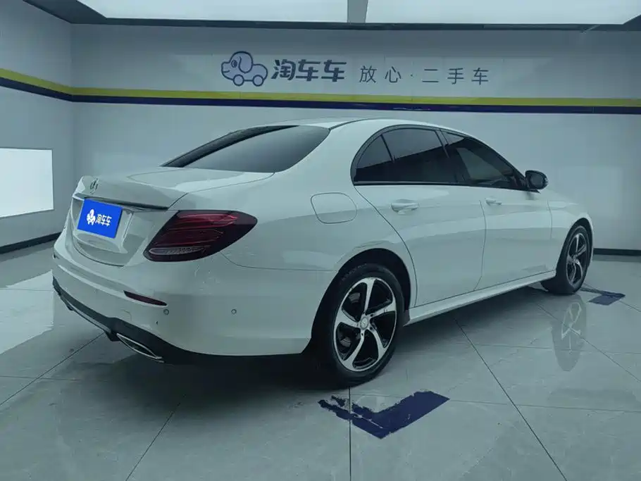 Mercedes-Benz E-Class 2017