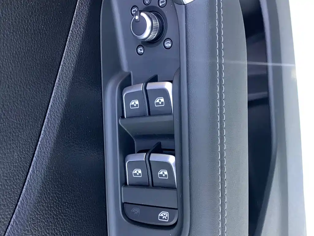 Audi Q2L 2022