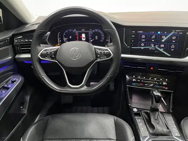 Volkswagen Passat 2023