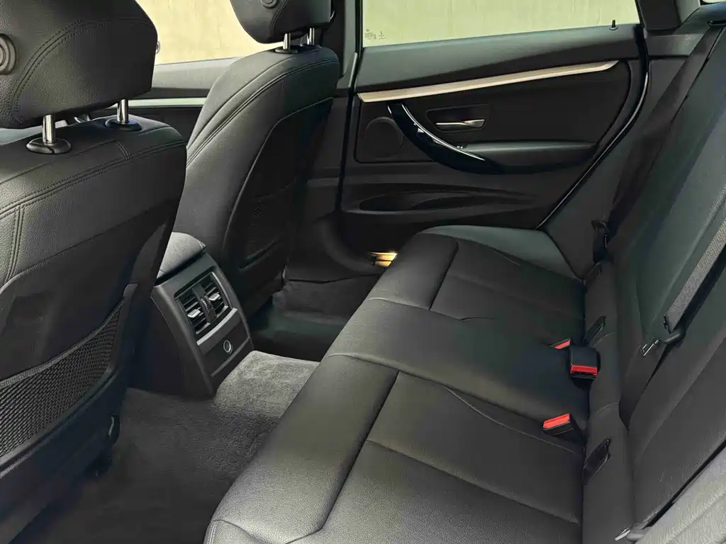 BMW 3 Series GT 2021 — фото 10