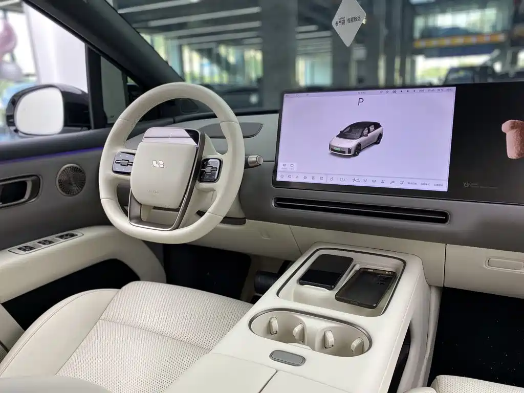 Li Auto i6 2025 — фото 17