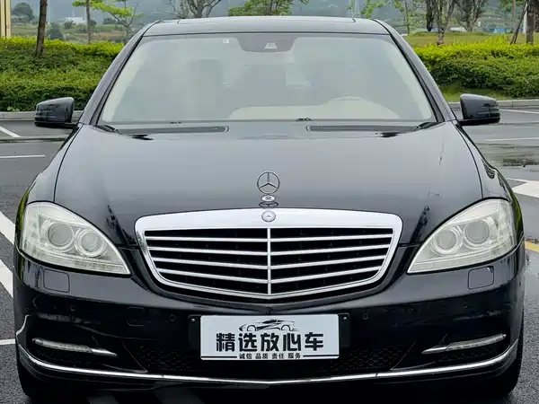 Mercedes-Benz S-Class 2012