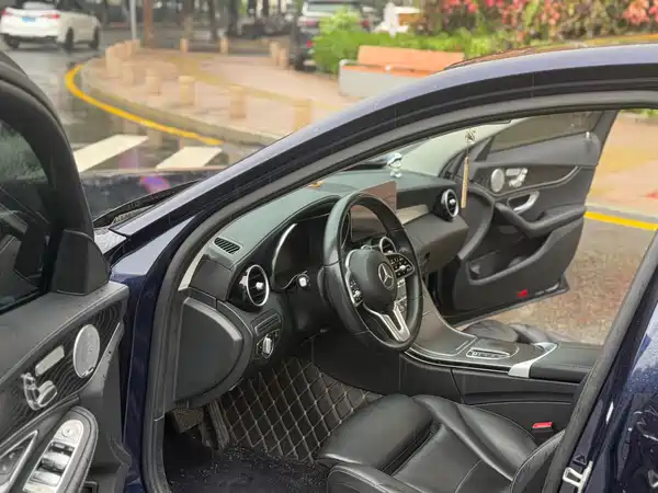 Mercedes-Benz C-Class 2019