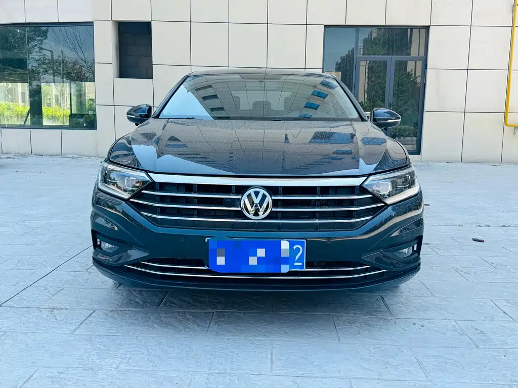 Volkswagen Sagitar 2021