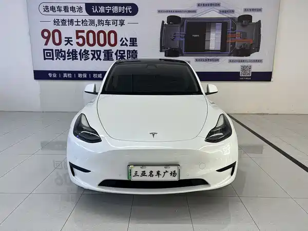 Tesla Model Y 2022