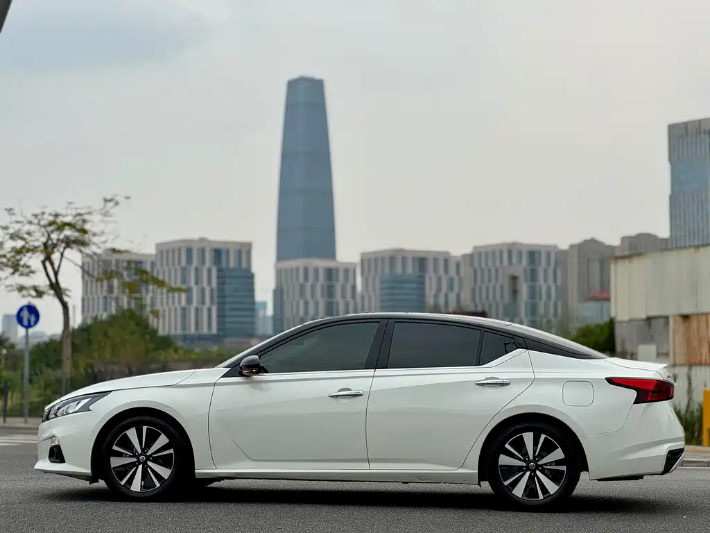 Nissan Teana 2021 — фото 9